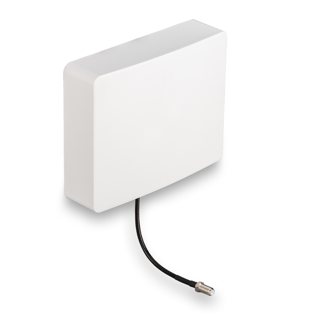Широкополосная GSM/3G/4G антенна 10 дБ KP10-900/2700W / 2464